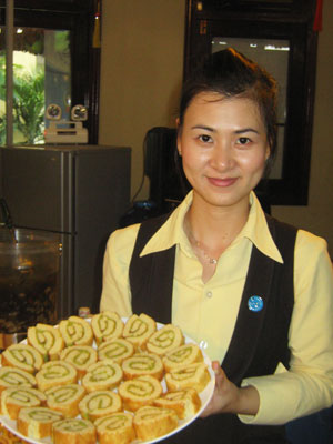 Cô gái Phú Yên với món Bánh bông lan