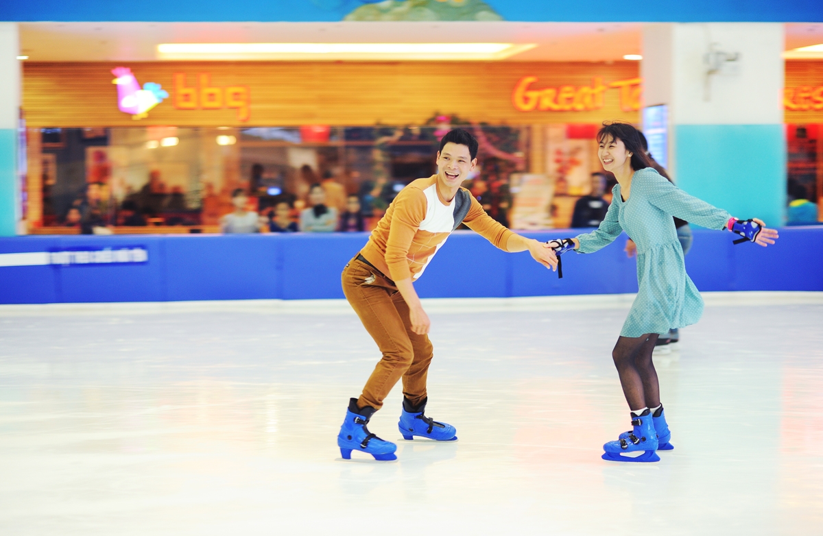 Vinpearlland Ice Rink - không chỉ là điểm đến dành cho các bạn trẻ cùng thể hiện cá tính...