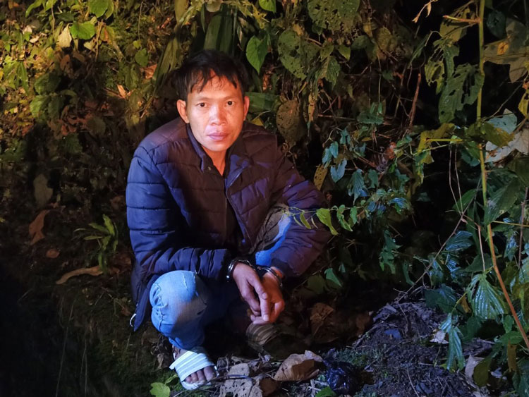 Qua đấu tranh đối tượng Nguyễn Văn Nghi khai nhận mang ma tuý đi bán