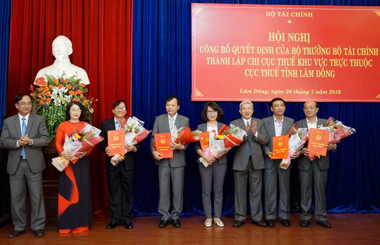  Từ 1/8/2019, Cục Thuế tỉnh Lâm Đồng hoàn thành công tác sắp xếp, tinh gọn bộ máy. 