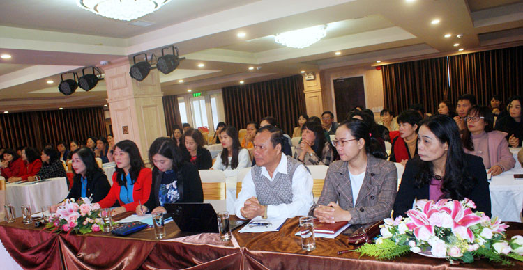 Đại biểu Công đoàn ngành Y tế các tỉnh Lâm Đồng, Gia Lai, Kon Tum tham dự hội nghị tập huấn về dân số và giao tiếp ứng xử