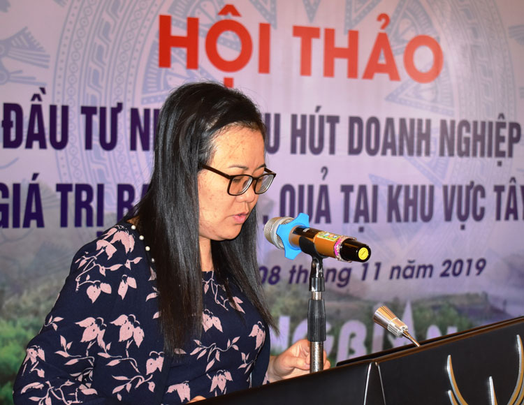 Đại diện Sở Nông nghiệp và Phát triển nông thôn Lâm Đồng trình bày tham luận tại Hội thảo