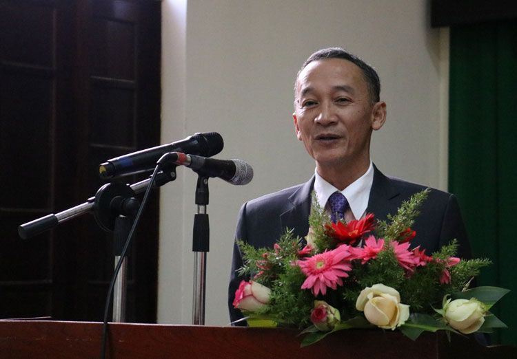Đồng chí Trần Văn Hiệp - Phó Bí thư Tỉnh ủy phát biểu tại Hội nghị