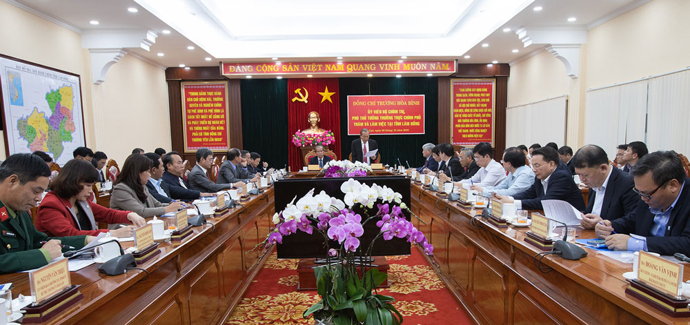 Phó Thủ tướng Thường trực Chính phủ Trương Hoà Bình cùng đoàn công tác của Chính phủ làm việc với tỉnh Lâm Đồng. Ảnh: Nguyễn Nghĩa