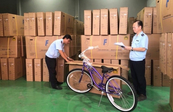 Lô xe đạp gian lận xuất xứ Việt Nam bị cơ quan hải quan phát hiện