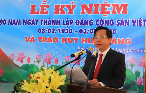 Ông Nguyễn Văn Triệu – Bí thư Thành ủy Bảo Lộc phát biểu tại buổi lễ