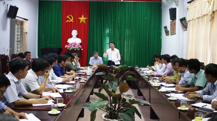 Đồng chí Phạm S – Phó Chủ tịch UBND tỉnh đã làm việc tại huyện Đam Rông về tình hình sản xuất nông nghiệp, công tác phòng chống hạn và quản lý bảo vệ rừng
