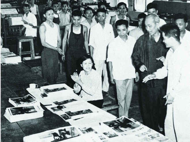 Chủ tịch Hồ Chí Minh thăm Nhà máy in Tiến bộ, ngày 13/5/1959