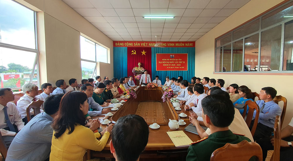 Ban Chấp hành Đảng bộ huyện Đạ Tẻh khóa IX họp giới thiệu nhân sự Bí thư Huyện ủy