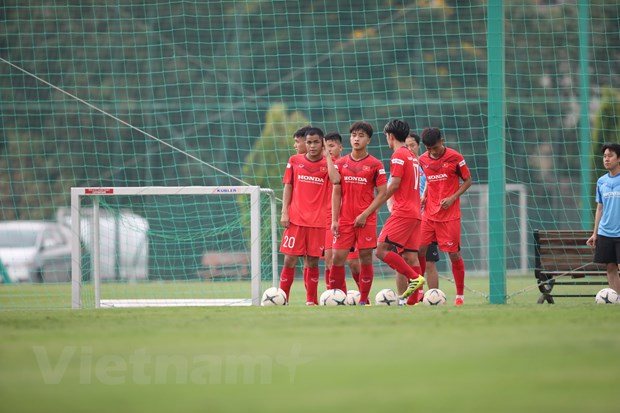 Huấn luyện viên Park Hang-seo nhận định bóng đá Việt Nam đang thiếu nhiều nhân tố trẻ tài năng như lứa Công Phượng, Xuân Trường