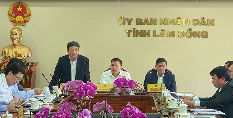 Chủ tịch UBND tỉnh Lâm Đồng Đoàn Văn Việt phát biểu tại buổi công bố kết luận của Thanh tra Chính phủ