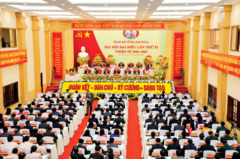 Toàn cảnh Đại hội Đảng bộ tỉnh Lâm Đồng lần thứ XI