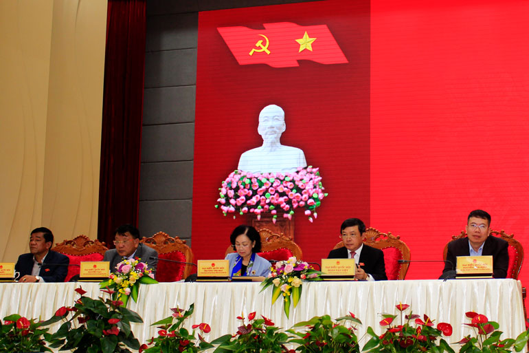 Các ĐBQH tỉnh Lâm Đồng tiếp xúc cử tri