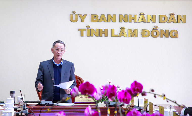 Chủ tịch UBND tỉnh Lâm đồng Trần Văn Hiệp chủ trì hội nghị