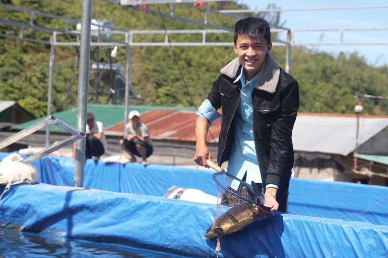 Mô hình nuôi cá nước lạnh của Nguyễn Nhật Linh đem lại hiệu quả kinh tế cao