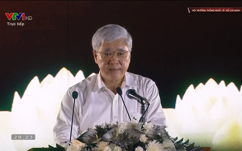 Đồng chí Đỗ Văn Chiến, Bí thư Trung ương Đảng, Chủ tịch Ủy ban Trung ương Mặt trận Tổ quốc Việt Nam phát biểu tại Lễ tưởng niệm.