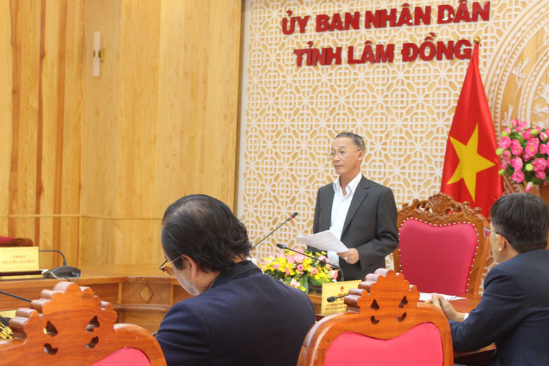 Chủ tịch UBND tỉnh Trần Văn Hiệp kết luận chỉ đạo