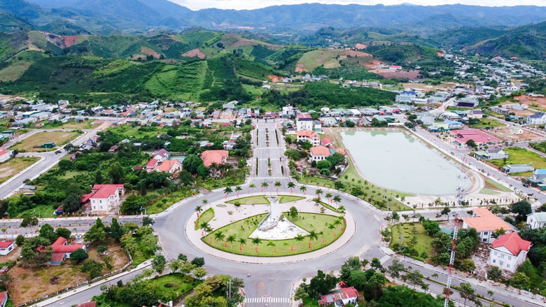 Lâm Đồng xác định mục tiêu đến năm 2025 huyện Đam Rông đạt chuẩn huyện nông thôn mới và thoát nghèo bền vững 