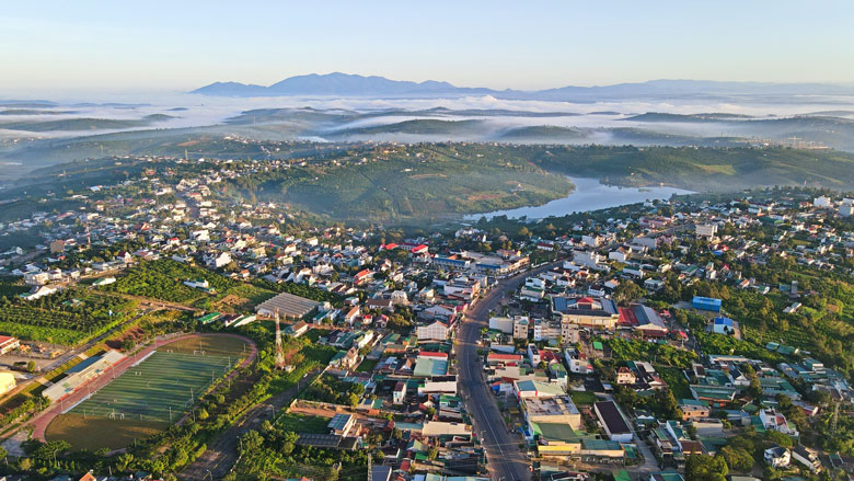 Phát triển hạ tầng đồng bộ là yếu tố then chốt giúp Di Linh phát triển. (Ảnh địa phương cung cấp)