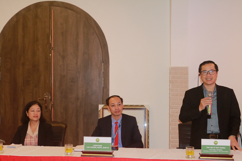 ThS. BS. Lý Duy Hưng - Phó Hiệu trưởng Trường Cao đẳng Y tế Lâm Đồng phát biểu tại lễ ký kết