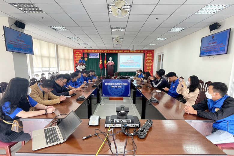 Quang cảnh buổi tập huấn, phổ biến, tuyên truyền Luật Thanh niên 2020 và Chiến lược phát triển thanh niên Việt Nam giai đoạn 2021 - 2030
