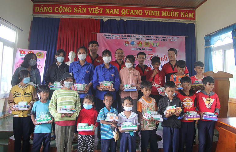 Đội phản ứng nhanh huyện Di Linh được nhận bằng khen Trung ương Hội Liên hiệp Thanh niên Việt Nam