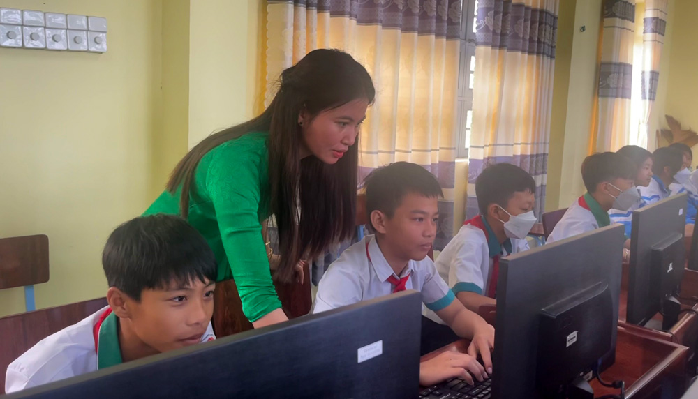 Việc đẩy mạnh các ứng dụng chuyển đổi số góp phần nâng cao chất lượng giáo dục trên địa bàn huyện Đam Rông