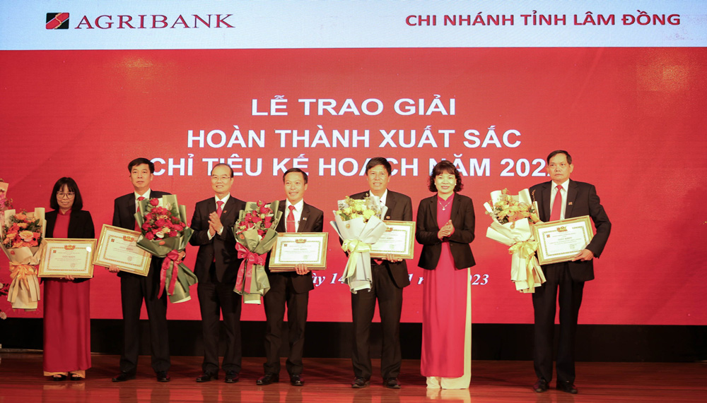 Agribank Lâm Đồng triển khai nhiệm vụ kinh doanh năm 2023