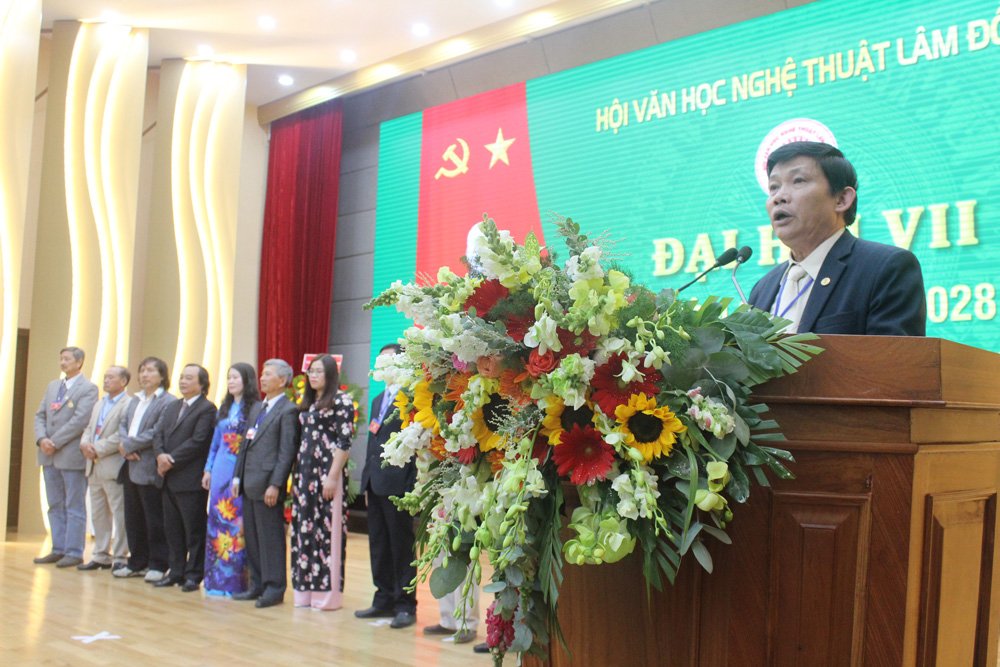 Nhà thơ Thanh Dương Hồng được tín nhiệm bầu làm Chủ tịch Hội