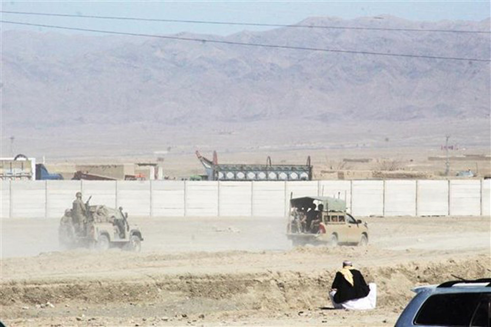 Afghanistan và Pakistan đóng cửa khẩu biên giới trên bộ