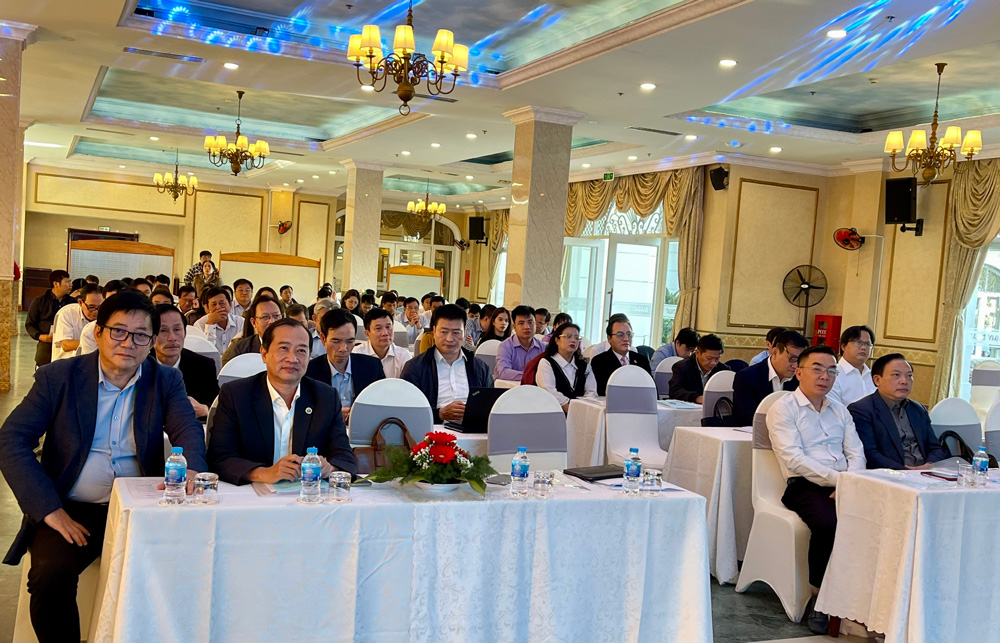 Hơn 120 đại biểu tham dự hội nghị tổng kết công tác phòng chống và loại trừ sốt rét khu vực Nam Bộ - Lâm Đồng 