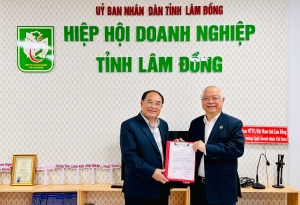 Ông Vũ Kim Sinh làm Phó Chủ tịch chuyên trách Hiệp hội Doanh nghiệp tỉnh Lâm Đồng
