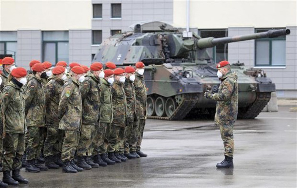 Tổng Thư ký NATO hối thúc các nước thành viên tăng chi tiêu quốc phòng