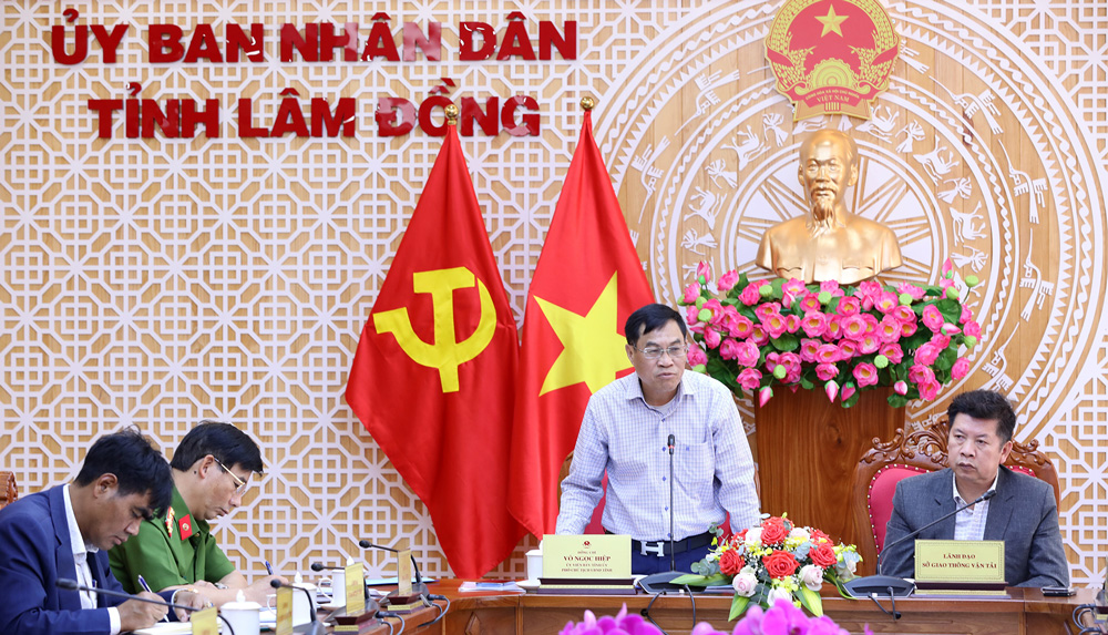 Đồng chí Võ Ngọc Hiệp - Phó Chủ tịch UBND tỉnh, Phó trưởng Ban Thường trực Ban ATGT tỉnh kết luận hội nghị
