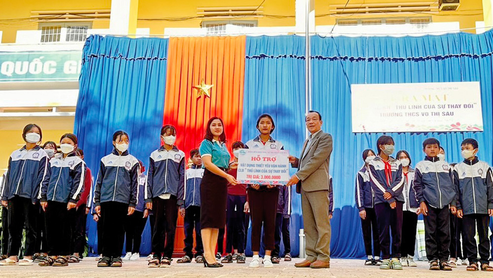 Hội LHPN huyện Lâm Hà ra mắt Câu lạc bộ “Thủ lĩnh của sự thay đổi” tại các trường học vùng khó khăn