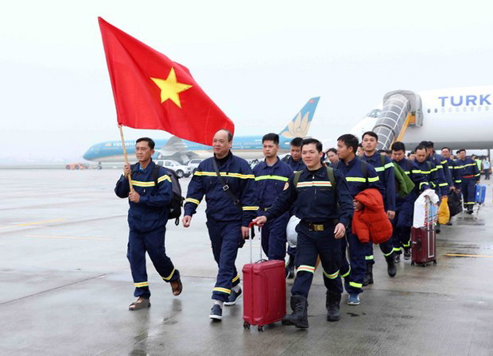 Đội tìm kiếm cứu nạn và cứu hộ Bộ Công an hoàn thành nhiệm vụ tại Thổ Nhĩ Kỳ, về đến sân bay quốc tế Nội Bài