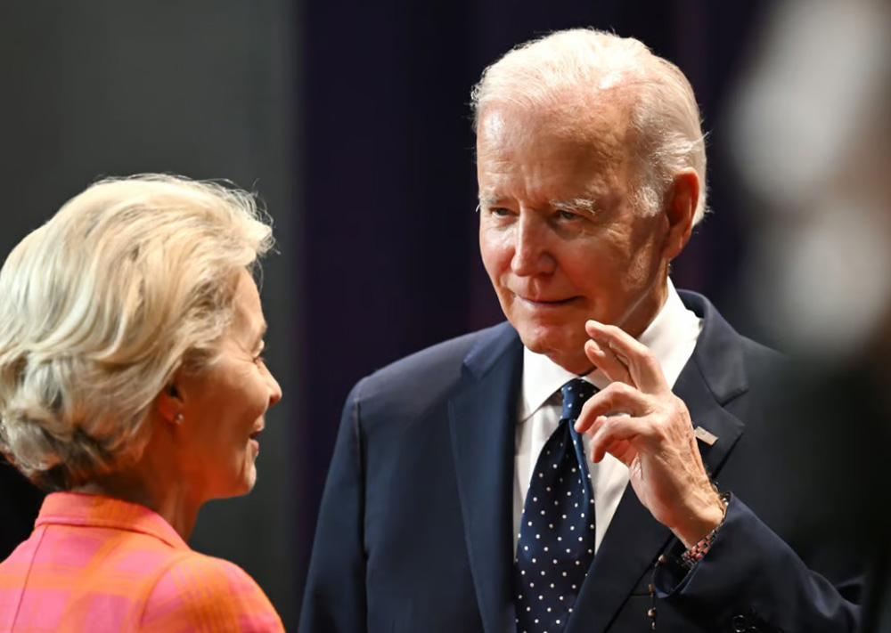 Tổng thống Mỹ Joe Biden và Chủ tịch Ủy ban châu Âu Ursula von der Leyen