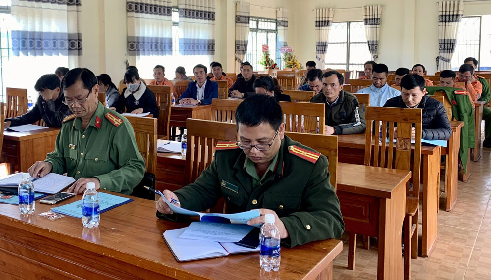 Hội nghị đánh giá hiệu quả và ra mắt các mô hình mới về an ninh trật tự tại buôn làng thuộc xã Đạ Nhim (Lạc Dương)