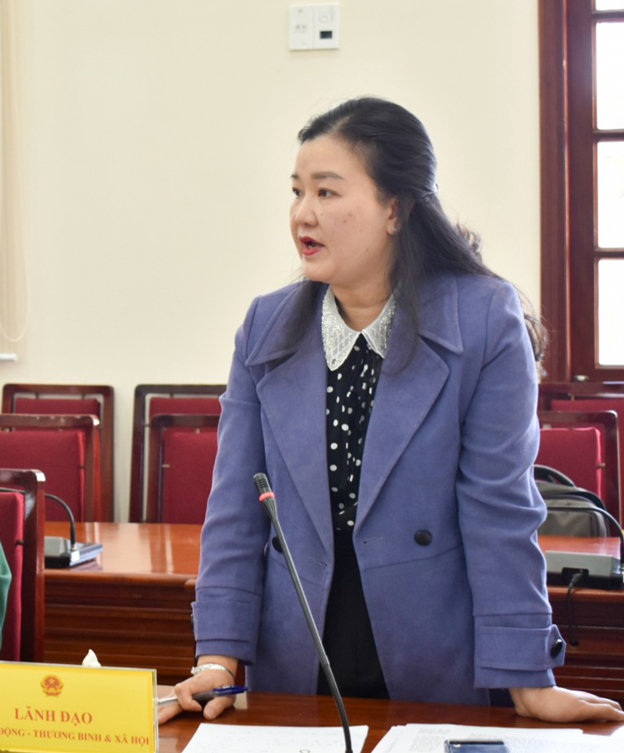 Đại diện lãnh đạo các sở, ban, ngành tỉnh Lâm Đồng nêu ý kiến tại buổi làm việc