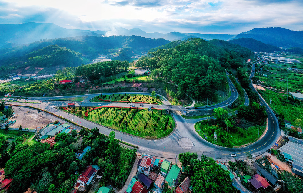 Giao thông đoạn cuối cao tốc Liên Khương - Prenn nhìn từ trên cao