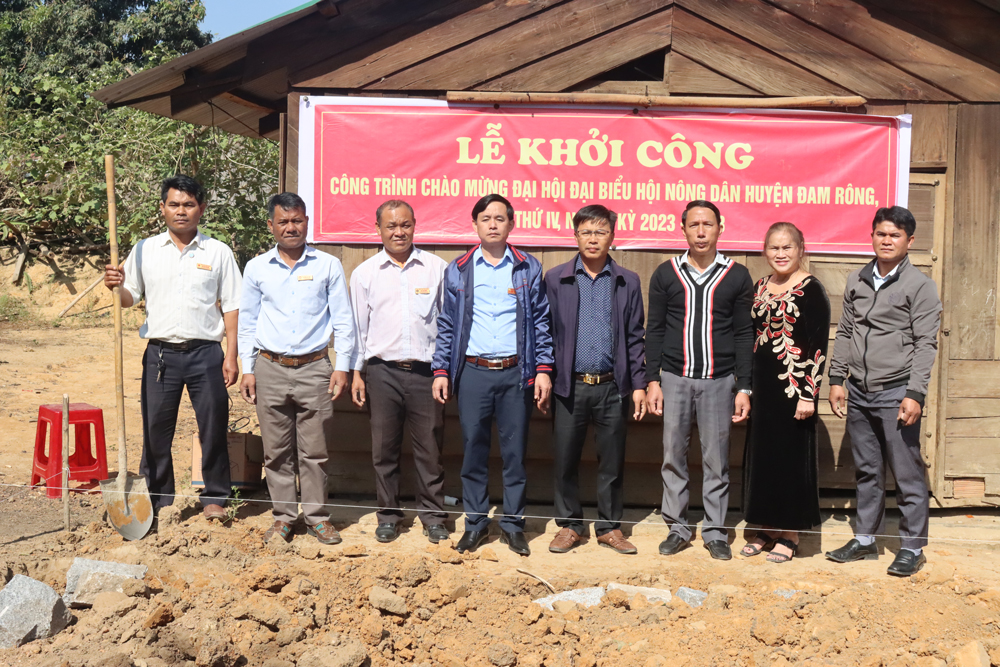 Hội Nông dân Đam Rông khởi công xây dựng nhà tình nghĩa cho hội viên