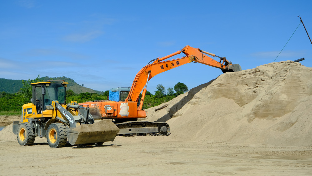 Doanh nghiệp được cấp phép khai thác cát trên sông Krông Nô đã tiến hành khai thác trong diện tích được cấp phép