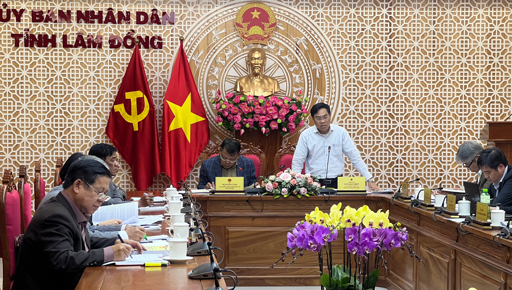 Phó Chủ tịch UBND tỉnh Võ Ngọc Hiệp tiếp thu ý kiến của Đoàn giám sát và giải trình làm rõ một số nội dung thuộc thẩm quyền