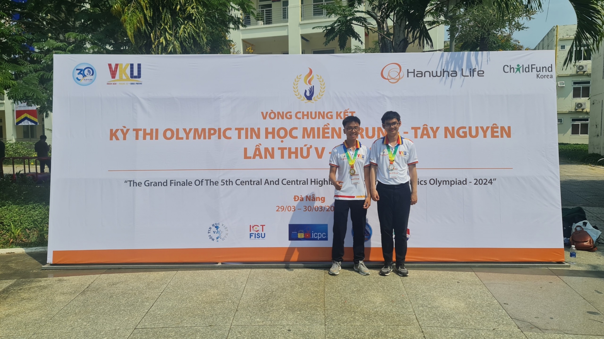 Học sinh Trường THCS Nguyễn Du (Đà Lạt) đạt thành tích xuất sắc tại Olympic Tin học Miền Trung – Tây Nguyên