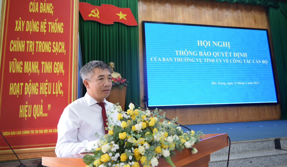 Đồng chí Bùi Sơn Điền – Bí thư Huyện ủy Đức Trọng, phát biểu nhận nhiệm vụ