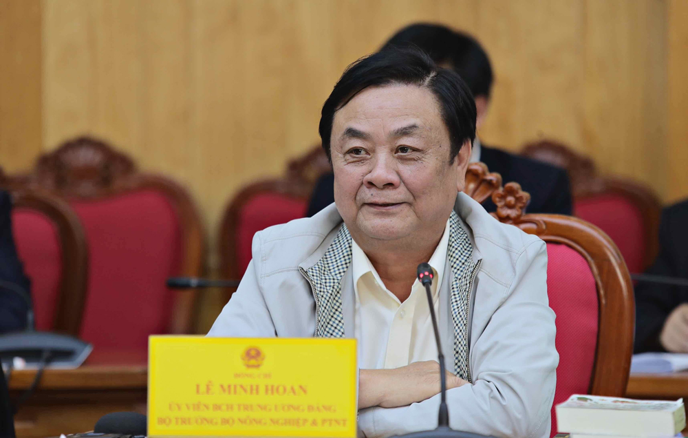 Bộ trưởng Bộ Nông nghiệp và Phát triển nông thôn Lê Minh Hoan chủ trì buổi làm việc 