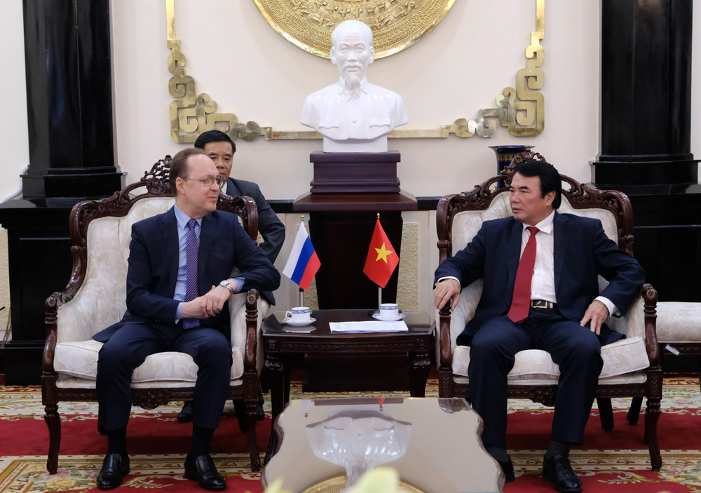 Đồng chí Phạm S mong muốn Đại sứ quán Liên Bang Nga tại Việt Nam hỗ trợ thúc đẩy du lịch và thương mại cho nông sản