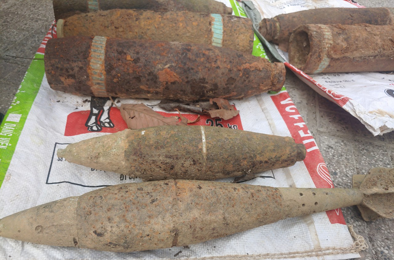 Lượng bom, mìn được phát hiện tại thôn 2, xã Đạ Tồn huyện Đạ Huoai