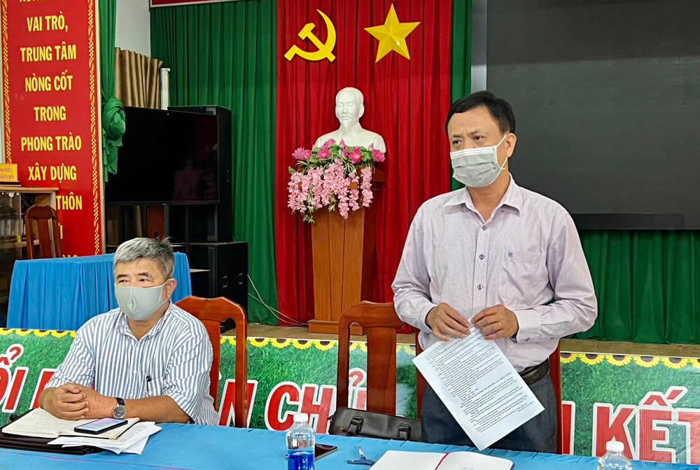 Ông Đồng Văn Trường - Phó Chủ tịch UBND huyện Bảo Lâm phát biểu tại buổi làm việc