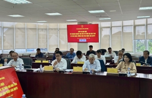 Phó Chủ tịch UBND tỉnh Nguyễn Ngọc Phúc chủ trì tiếp doanh nghiệp tháng 4